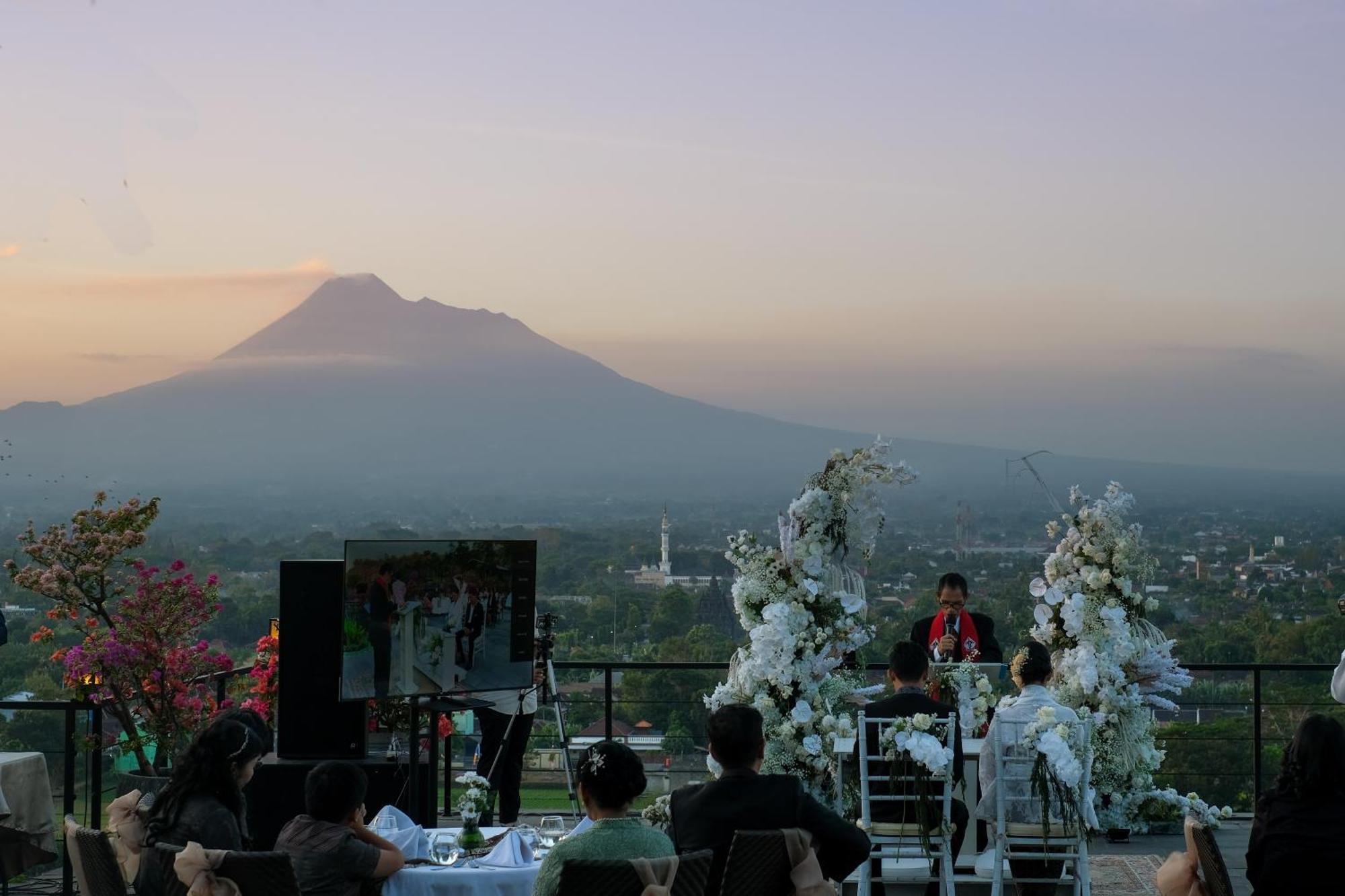 Abhayagiri - Sumberwatu Heritage Resort Randugunting Exterior foto