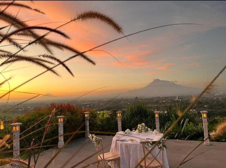 Abhayagiri - Sumberwatu Heritage Resort Randugunting Exterior foto
